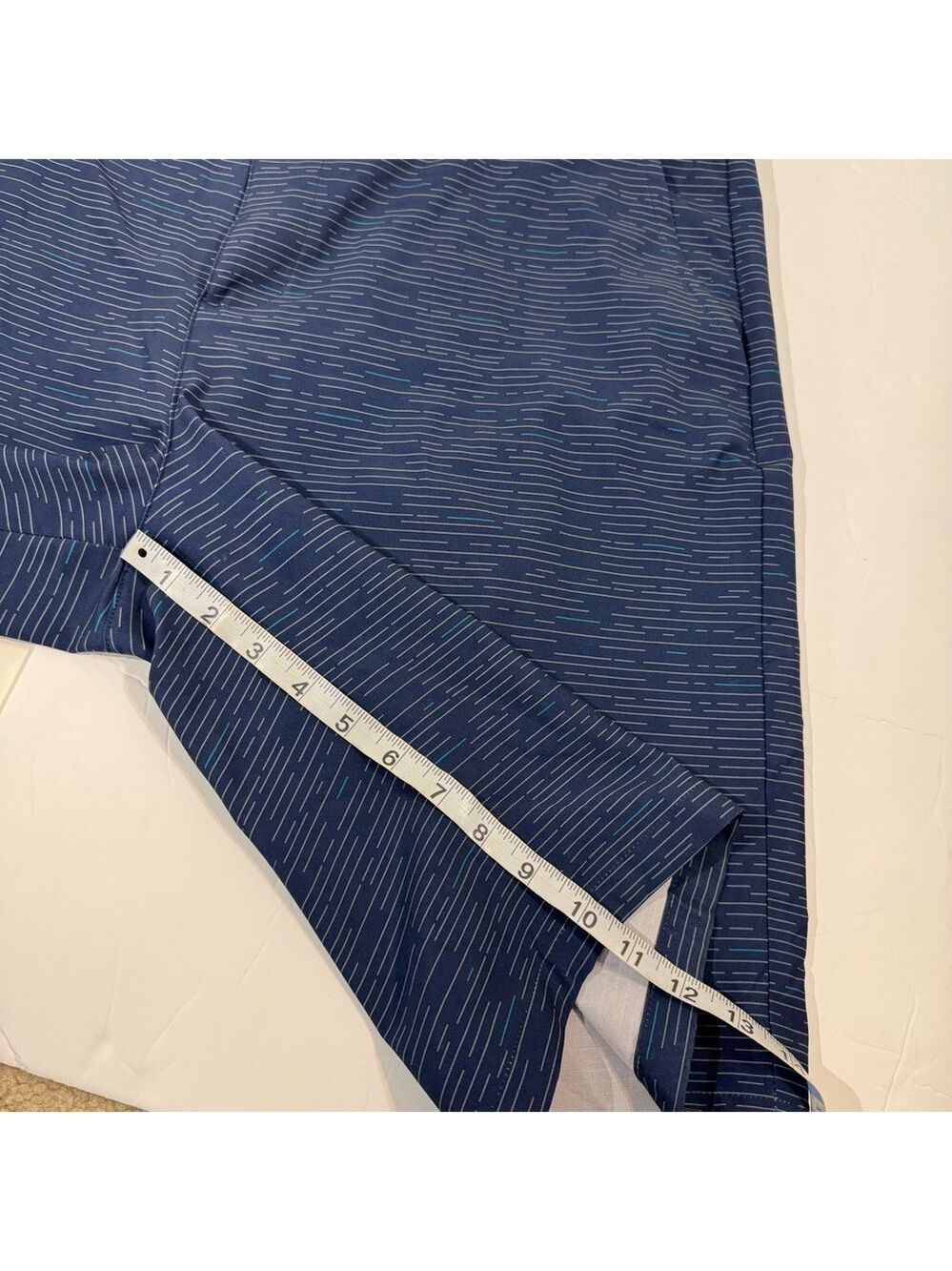 Adidas Ultimate 365 Print Men's Golf Shorts in blue with a striped pattern 38 - Picture 5 of 6